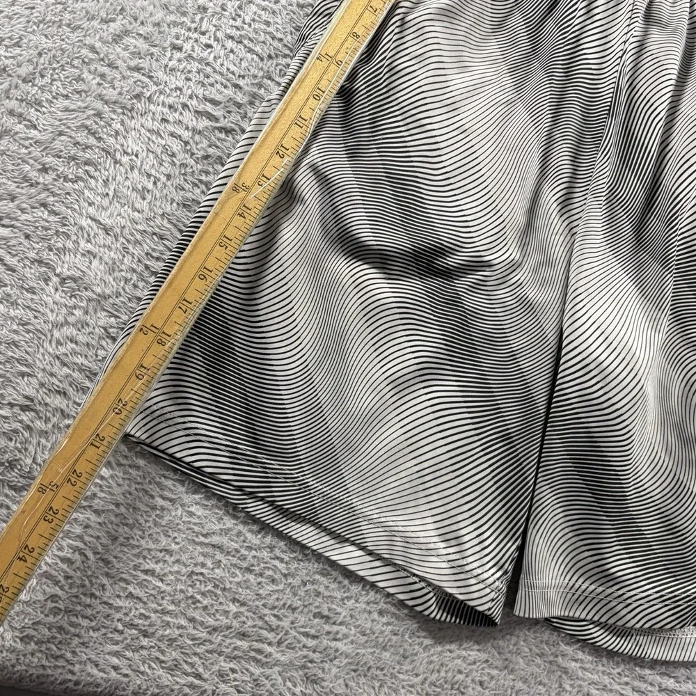 Nike Dri Fit Pattern Basketball Shorts Mens Large Black White Wavy Linear Flow
